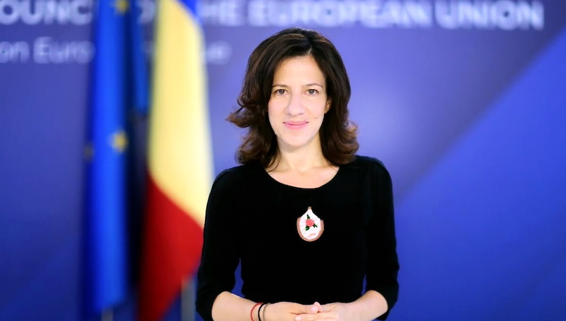 Roxana Minzatu